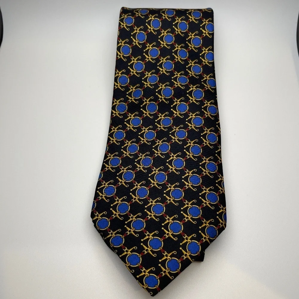 Burberrys Vintage 100% Silk Men's Necktie - Navy - Preowned